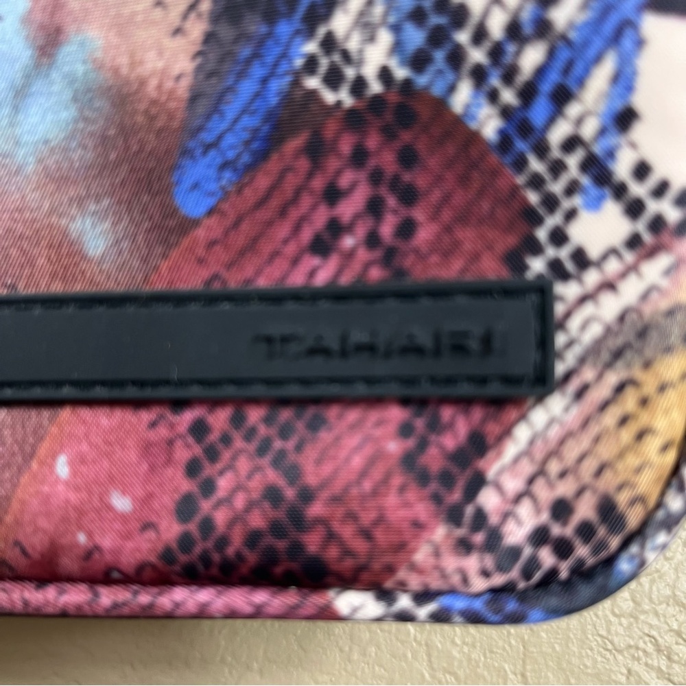 Tahari Monroe Crossbody bag snakeskin print. - Picture 4 of 7